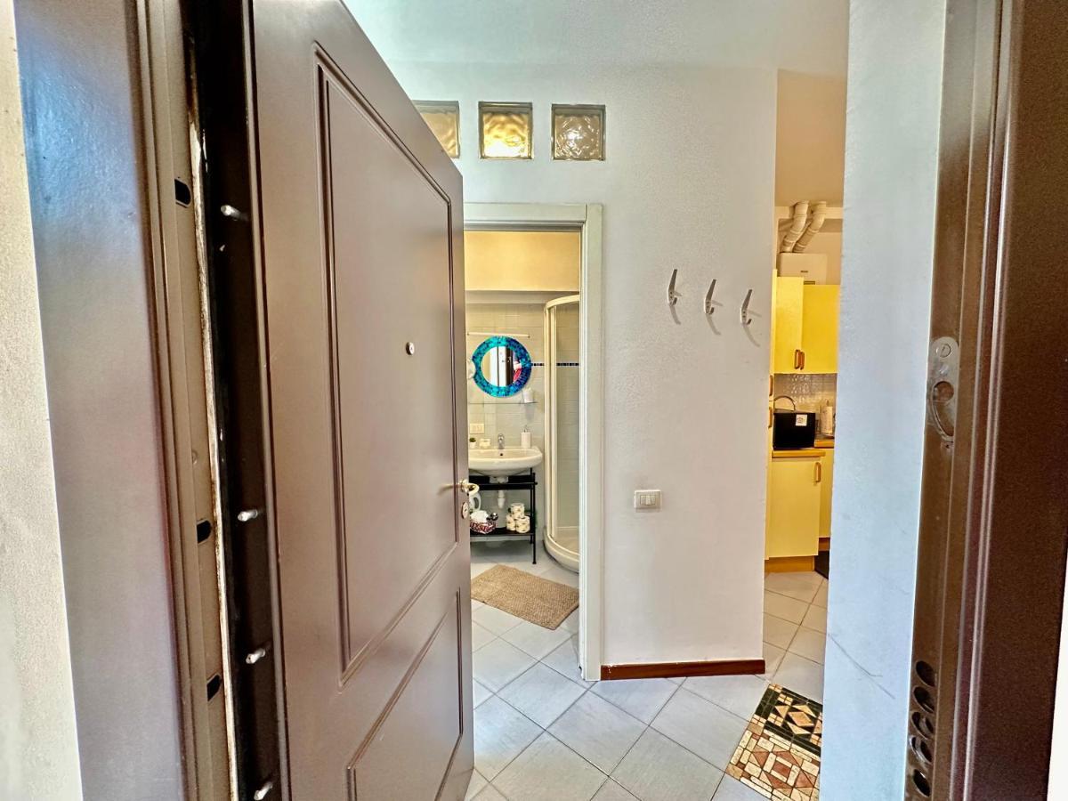 Near Airport - Loft Universita 4 Posti Letto 贝尔加莫 外观 照片